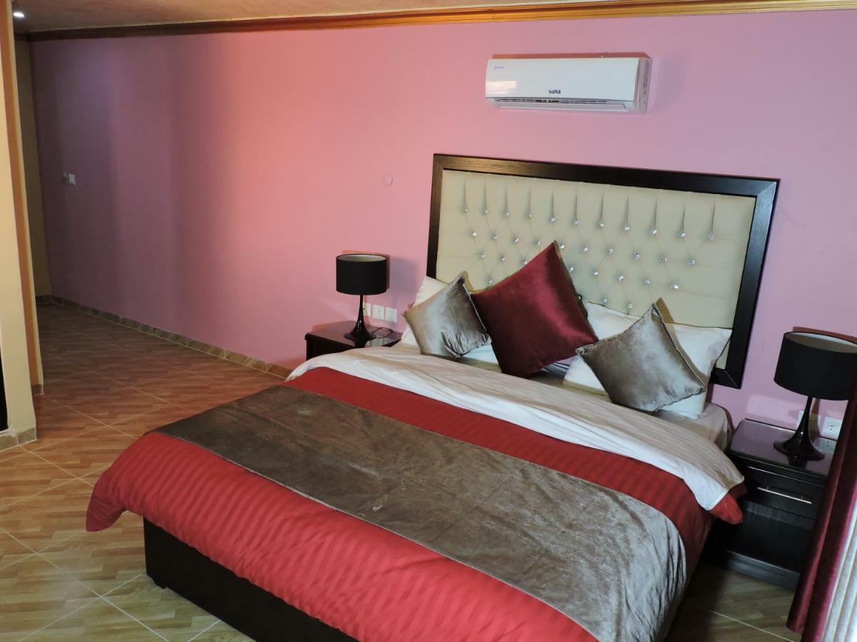 Valentine Inn Luxury 와디무사 외부 사진