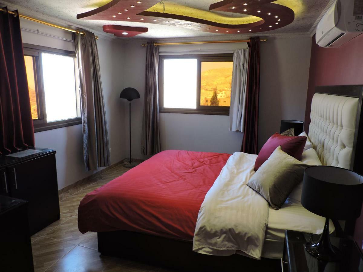 Valentine Inn Luxury 와디무사 외부 사진