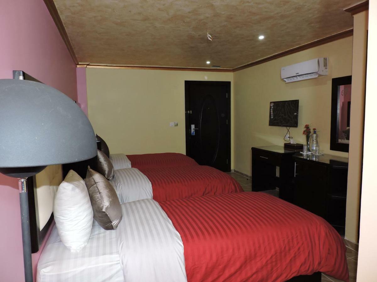 Valentine Inn Luxury 와디무사 외부 사진